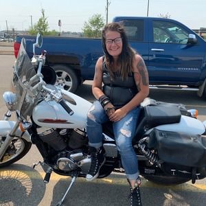 Meet your Posher, Lea